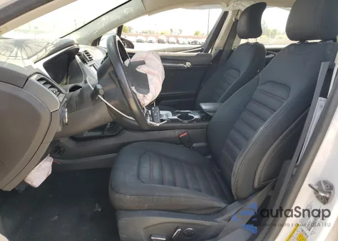 2016 Ford Fusion Se z USA, uszkodzony, nr VIN 3FA6P0HD3GR119268